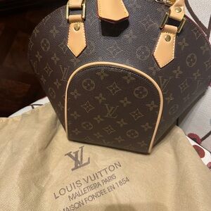 Designer inspired handbag with Monogram Canvas